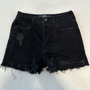 Hollister Ultra High-Rise Mom Denim Shorts